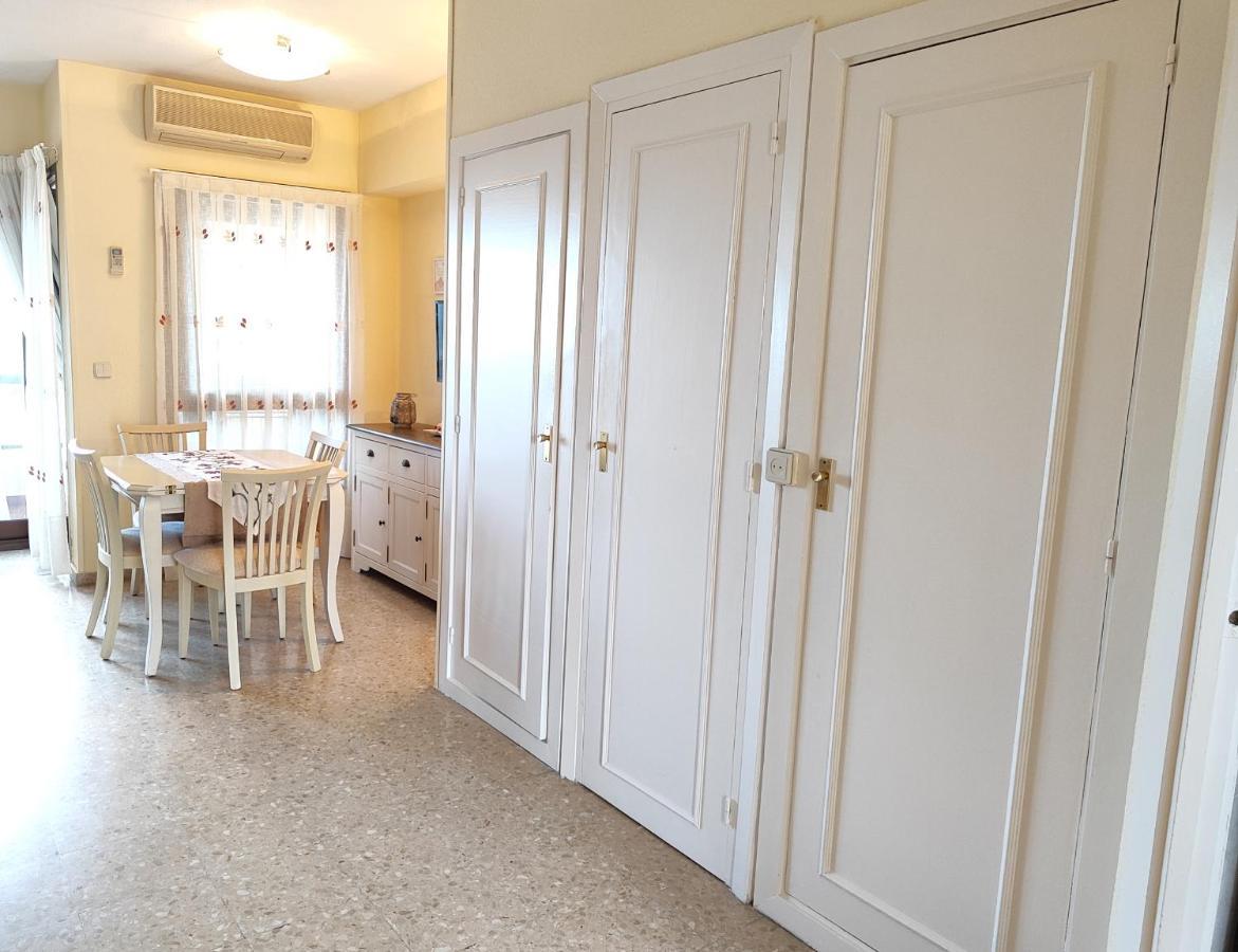 Aloha Playa Apartment With Ocean Views And Pools Benalmadena Bagian luar foto