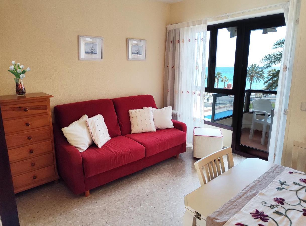 Aloha Playa Apartment With Ocean Views And Pools Benalmadena Bagian luar foto