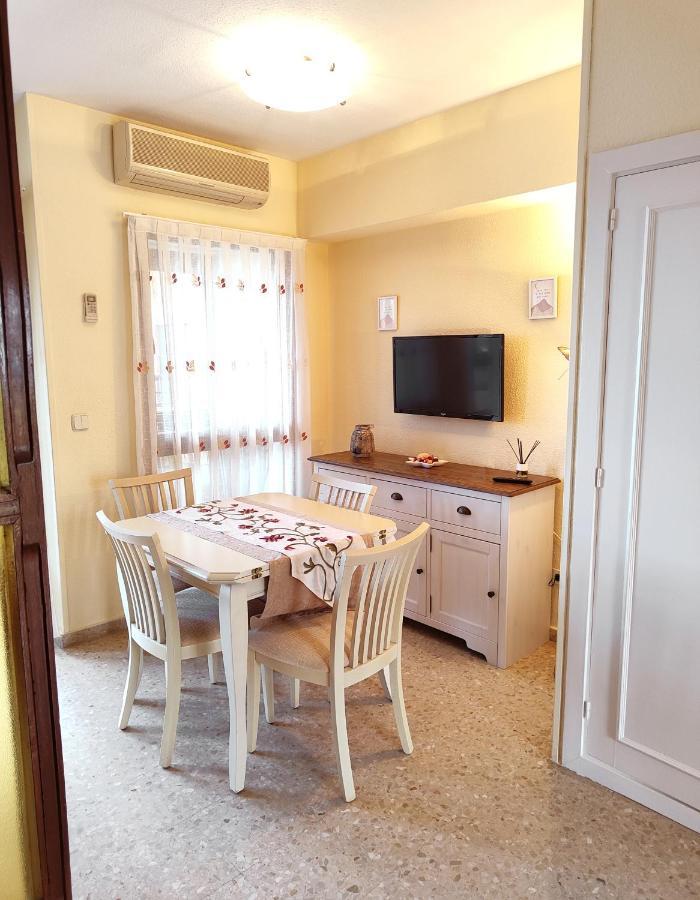 Aloha Playa Apartment With Ocean Views And Pools Benalmadena Bagian luar foto